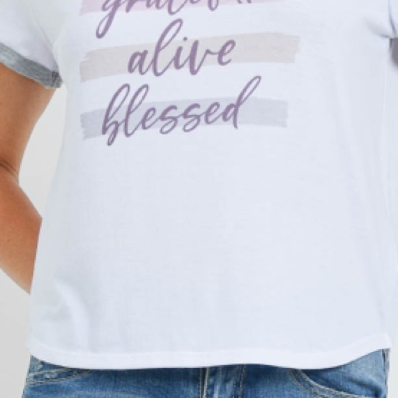 WHITE "THANKFUL GRATEFUL Alive Blessed” graphic print ringer tee, New!🙏🏾 - Picture 8 of 14
